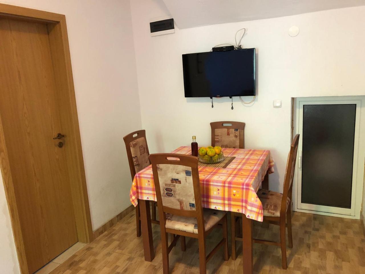 Apartment Villa Nikola Блаце Екстериор снимка